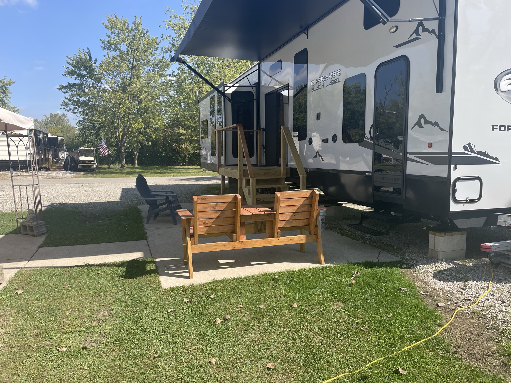 2025 Forest River Cherokee RV - Like New, Washer/Dryer