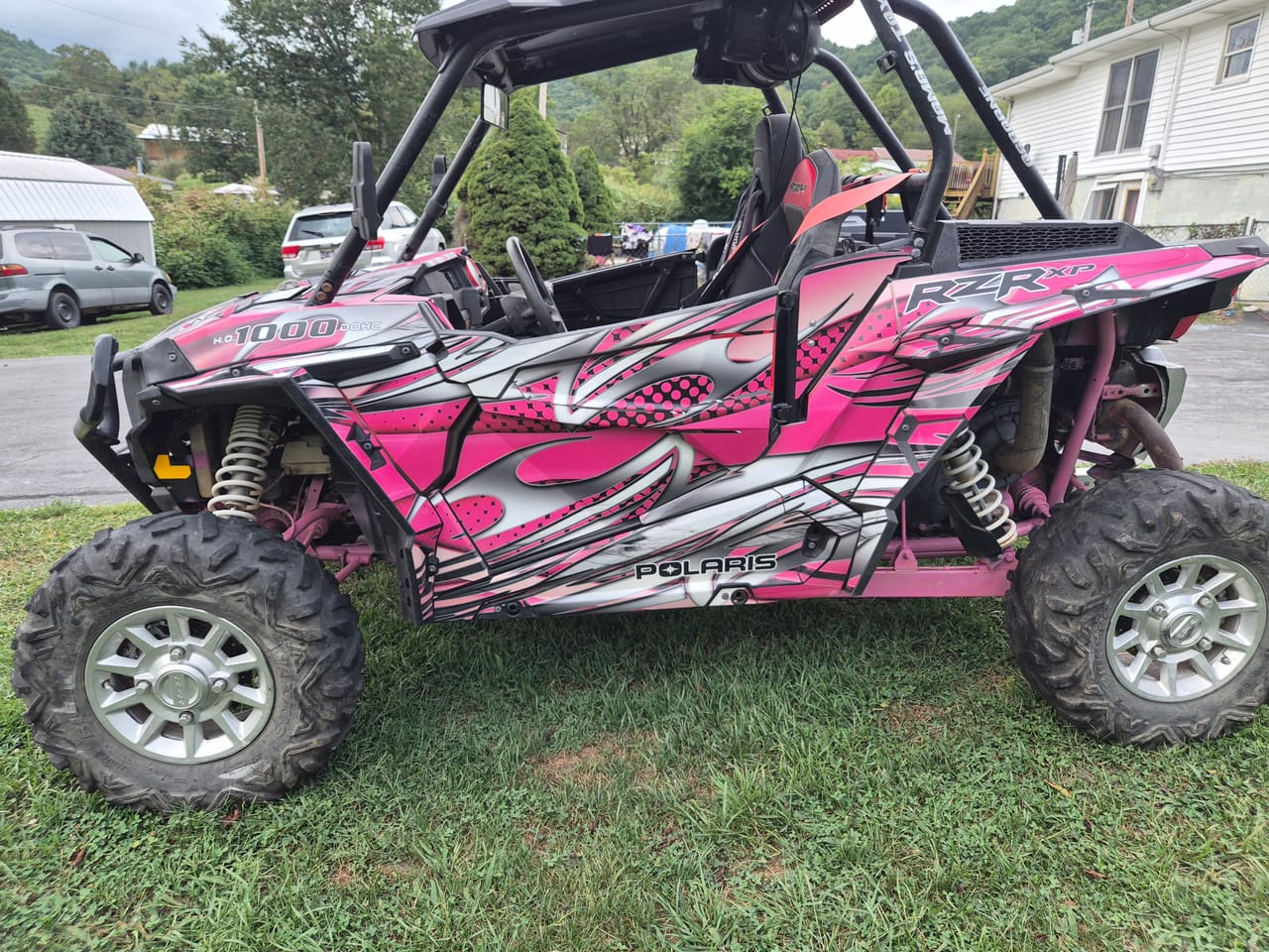 2017 Polaris RZR XP 1000 - 4WD, Low Miles, Unique Pink, Great Condition